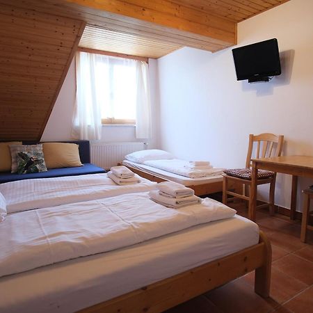 Hotel Kreta Kutná Hora Extérieur photo