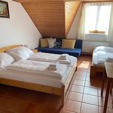 Hotel Kreta Kutná Hora Extérieur photo