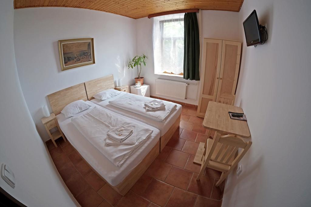 Hotel Kreta Kutná Hora Extérieur photo