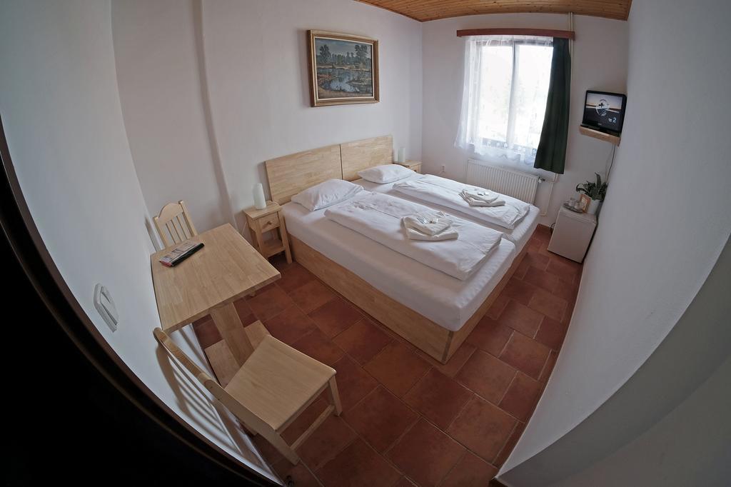 Hotel Kreta Kutná Hora Extérieur photo