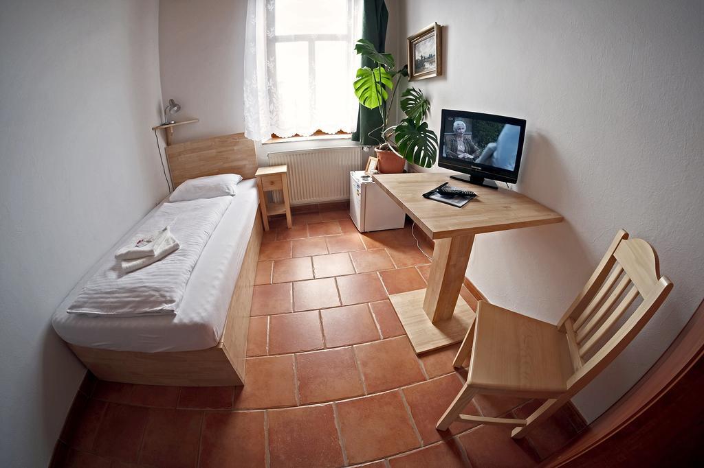 Hotel Kreta Kutná Hora Extérieur photo