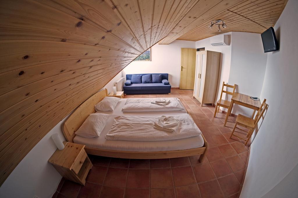 Hotel Kreta Kutná Hora Extérieur photo