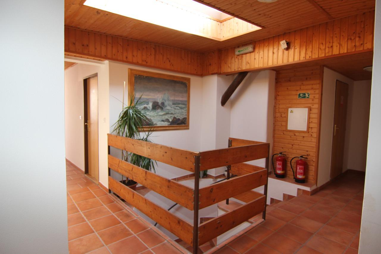 Hotel Kreta Kutná Hora Extérieur photo